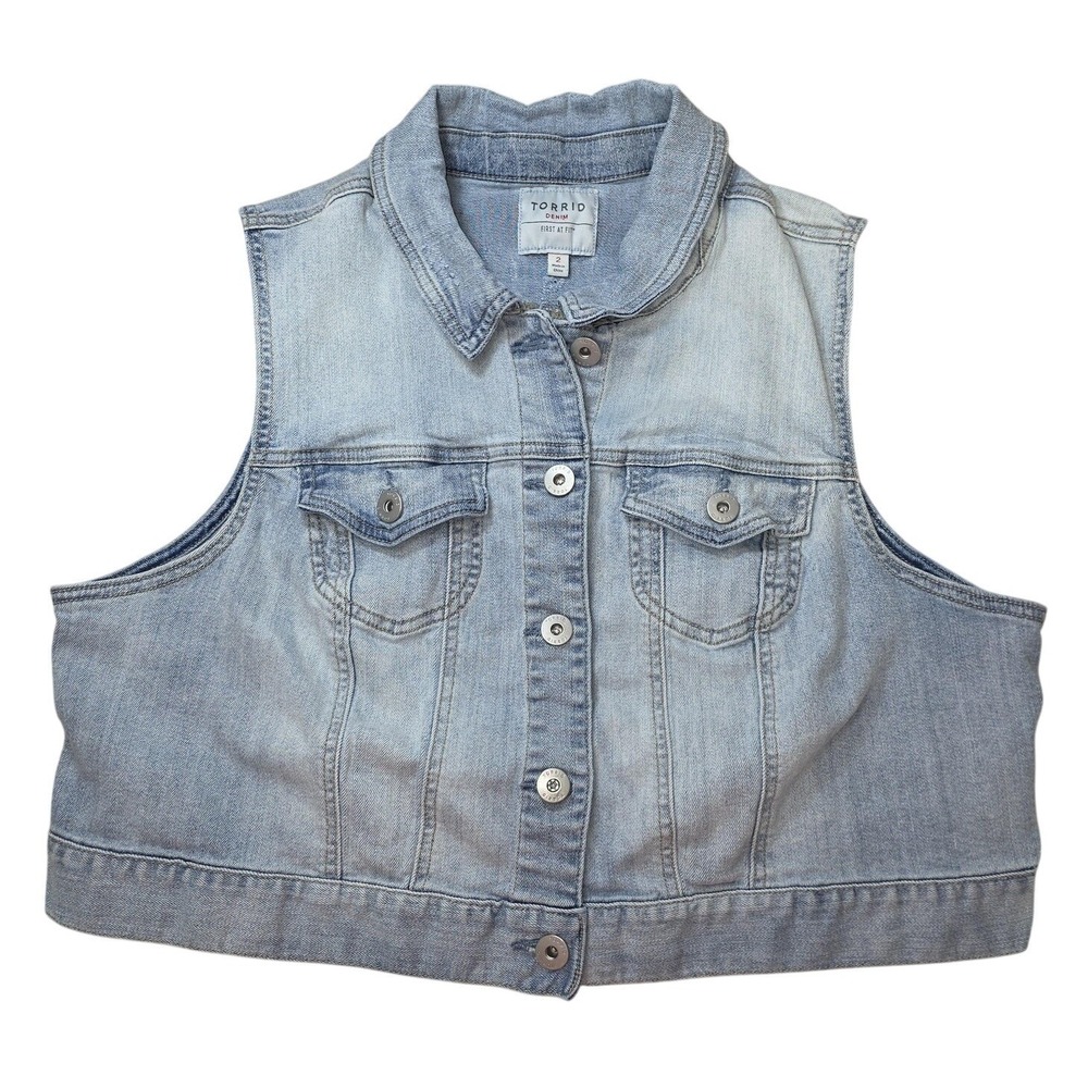 Torrid Crop Denim Vest Women 2X Blue‎ Light Wash Stretch Western Cowboy Core